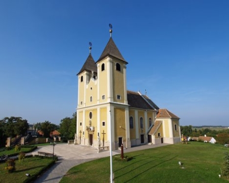 Fertőszéplaki templom